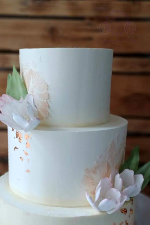 Cukorvirág Tulipánok – Pasztell Elegancia Esküvői Tortára - Cukorvirágok Világa
